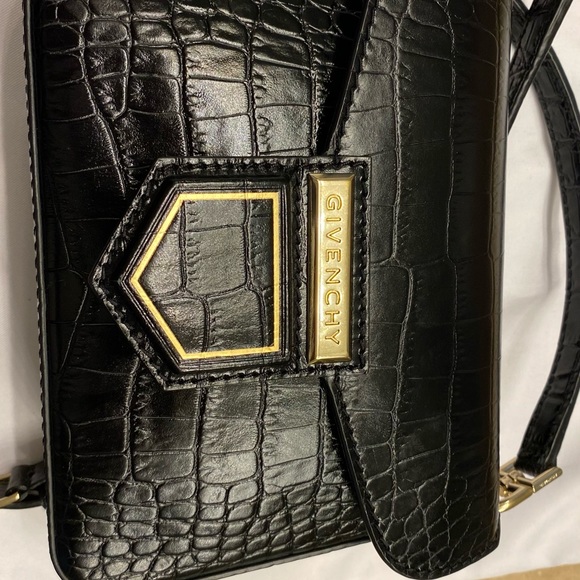 Auth Givenchy  Nobile Crocodile leather bag - Picture 7 of 11